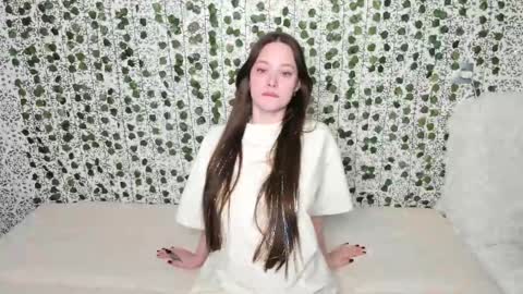 Snapshot of _52_ chatting on February 17, 2025, 4:31 am EMILY AND MARCUS online show from February 17, 2025, 4:31 am