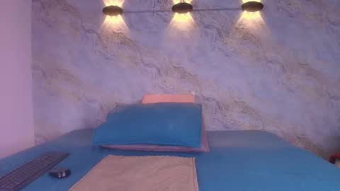  abby rouss online show from November 13, 2025, 3:16 am