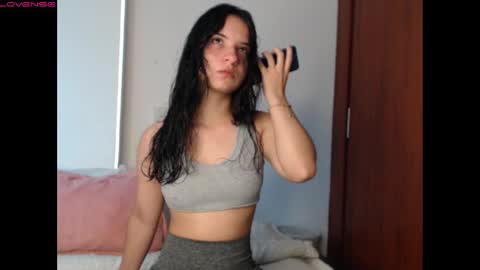 Snapshot of _abrill_20 chatting on September 18, 2025, 5:59 pm _abrill_20 online show from September 18, 2025, 5:59 pm