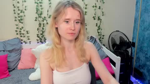 adel online show from February 3, 2025, 6:39 pm