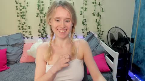 adel online show from February 3, 2025, 9:39 pm