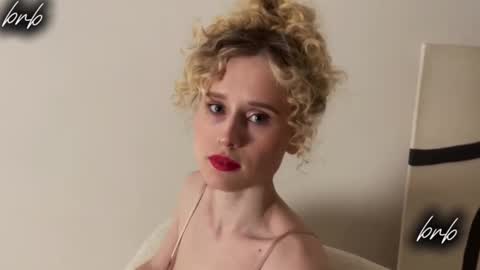 adel online show from September 8, 2025, 6:18 pm