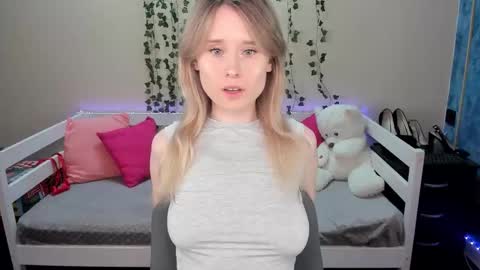 adel online show from October 15, 2025, 7:03 pm