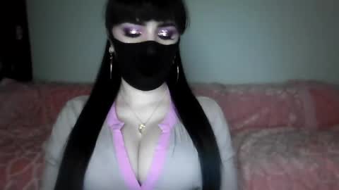 Snapshot of _adela_c chatting on December 18, 2024, 6:57 pm Adela online show from December 18, 2024, 6:57 pm