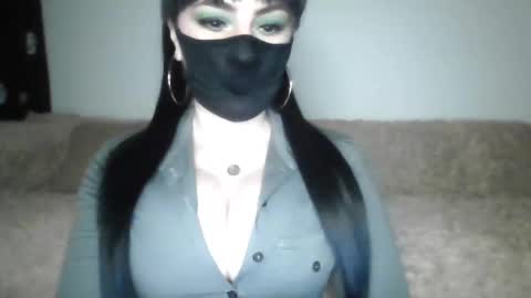 Snapshot of _adela_c chatting on January 8, 2025, 3:28 pm Adela online show from January 8, 2025, 3:28 pm