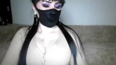 Snapshot of _adela_c chatting on January 14, 2025, 10:12 pm Adela online show from January 14, 2025, 10:12 pm