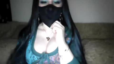 Snapshot of _adela_c chatting on January 19, 2025, 6:43 pm Adela online show from January 19, 2025, 6:43 pm