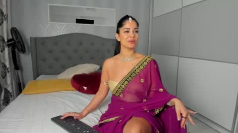 Snapshot of _adelle chatting on October 4, 2025, 11:30 am Adelle online show from October 4, 2025, 11:30 am