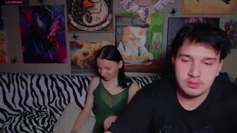 KENDALL  NATHANRYAN  LUCY online show from November 25, 2025, 6:41 pm