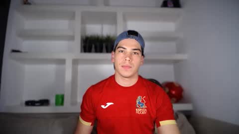 _aesthetic online show from November 13, 2025, 3:22 pm