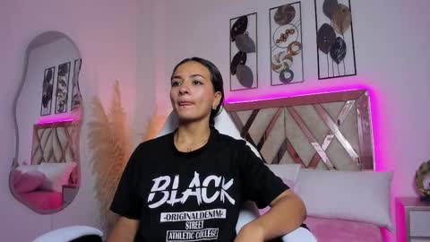  Akira  online show from November 19, 2025, 11:54 am