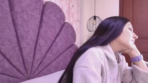  Alaia online show from December 17, 2025, 11:38 am