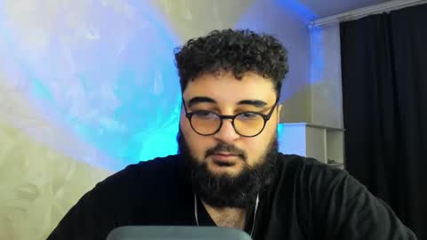 Snapshot of _alan_bear_ chatting on January 6, 2025, 8:28 pm Alan online show from January 6, 2025, 8:28 pm