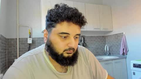 Snapshot of _alan_bear_ chatting on January 13, 2025, 8:05 am Alan online show from January 13, 2025, 8:05 am