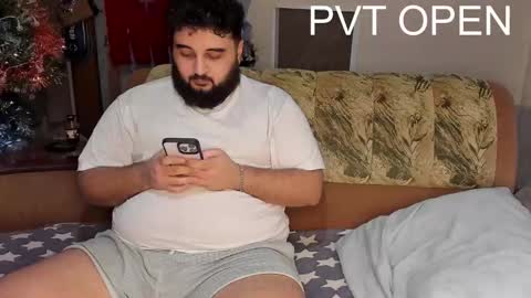 Snapshot of _alan_bear_ chatting on February 23, 2025, 2:35 pm Alan online show from February 23, 2025, 2:35 pm