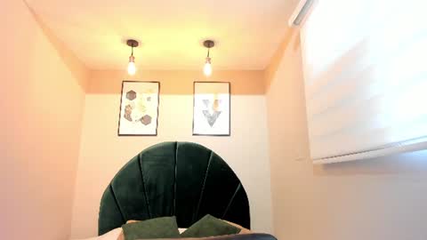 Snapshot of _alice08_ chatting on June 30, 2026, 12:06 pm online show from June 30, 2026, 12:06 pm