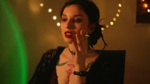 Snapshot of _alicemorrison_ chatting on May 6, 2026, 5:40 pm Alice Morrison Mistress Datura online show from May 6, 2026, 5:40 pm