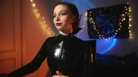 Snapshot of _alicemorrison_ chatting on June 7, 2026, 5:27 pm Alice Morrison Mistress Datura online show from June 7, 2026, 5:27 pm