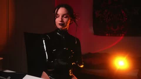 Snapshot of _alicemorrison_ chatting on June 21, 2026, 6:21 pm Alice Morrison Mistress Datura online show from June 21, 2026, 6:21 pm