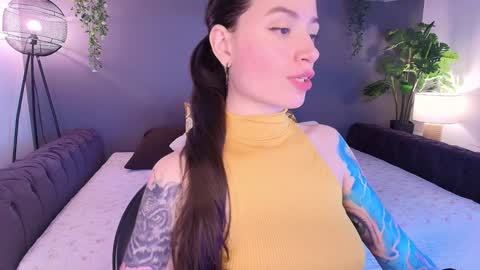  Alice  online show from February 5, 2025, 1:58 am