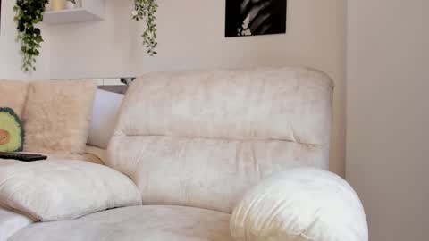 Karo online show from December 5, 2024, 4:12 pm