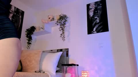 Karo online show from October 29, 2025, 10:33 pm