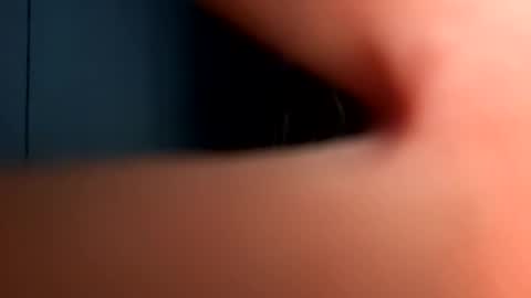 _alyson online show from February 25, 2025, 4:35 am