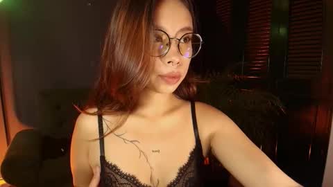 Ana  online show from February 13, 2026, 7:10 pm