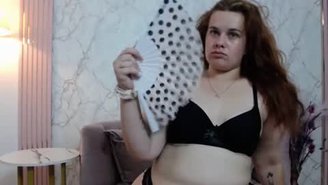 Snapshot of _ambermuse_ chatting on July 2, 2026, 12:33 pm AmberMuse online show from July 2, 2026, 12:33 pm