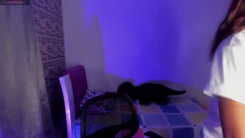 AMELIA  online show from April 28, 2026, 4:28 am