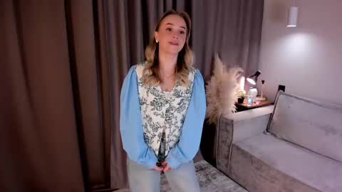 Amily online show from March 17, 2026, 12:41 pm