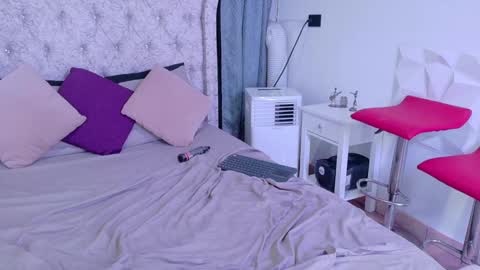 Snapshot of _amy_johnson chatting on January 25, 2025, 10:18 pm Amy online show from January 25, 2025, 10:18 pm