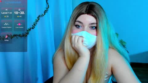 Amy NO NUDE MODEL online show from December 13, 2024, 11:23 am