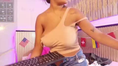 Snapshot of _anais_rose_ chatting on July 21, 2026, 7:27 pm ANAIS online show from July 21, 2026, 7:27 pm