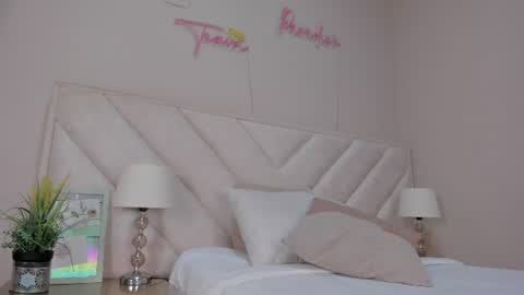 Snapshot of _angela_x chatting on June 15, 2026, 11:23 am ngela online show from June 15, 2026, 11:23 am