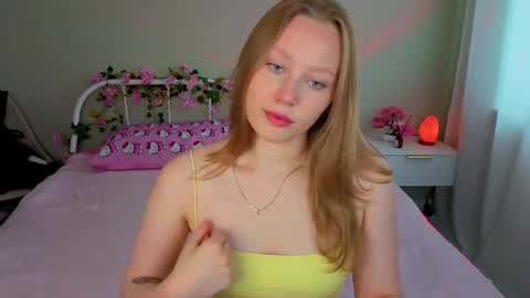 Snapshot of _angelblaze chatting on July 2, 2026, 5:13 am _angelblaze online show from July 2, 2026, 5:13 am