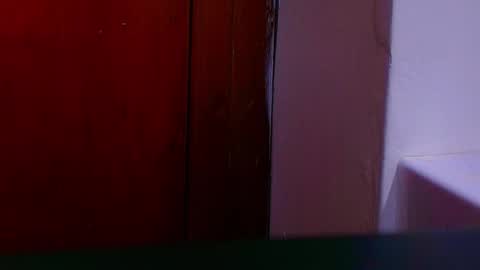 Any online show from September 28, 2025, 7:19 pm