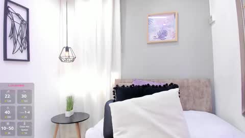      online show from November 12, 2025, 7:46 pm