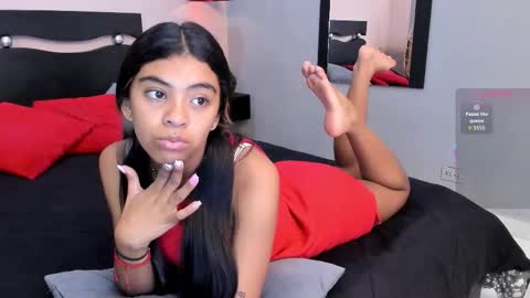      online show from November 14, 2025, 7:34 pm