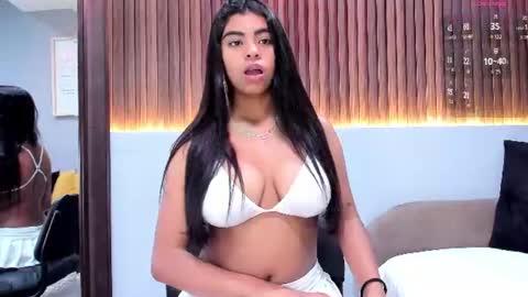 Snapshot of _anna_maria chatting on July 4, 2026, 7:42 pm online show from July 4, 2026, 7:42 pm