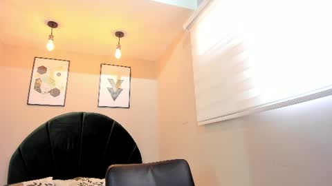 Snapshot of _anna_maria chatting on August 8, 2026, 7:27 pm online show from August 8, 2026, 7:27 pm
