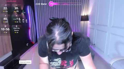 Ana online show from October 8, 2025, 7:44 pm