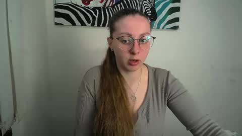 Anna online show from May 5, 2026, 6:21 am