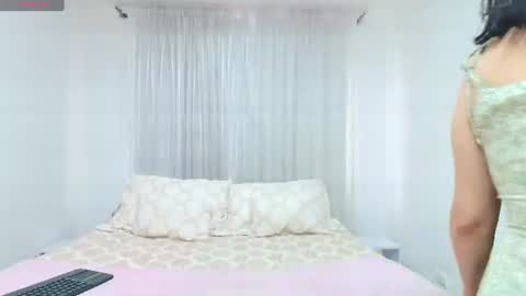 Snapshot of _annie_thomson_ chatting on July 16, 2026, 8:48 pm Melissa online show from July 16, 2026, 8:48 pm