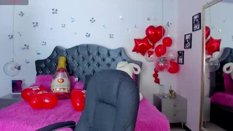 antonnela online show from February 15, 2025, 1:38 pm