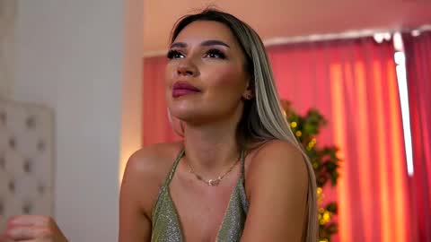 Snapshot of _arielle chatting on March 7, 2025, 2:56 pm Arielle online show from March 7, 2025, 2:56 pm