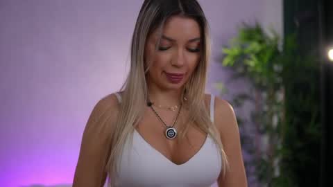 Arielle online show from April 9, 2026, 5:29 am