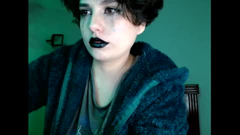 atenea online show from November 16, 2025, 8:42 am