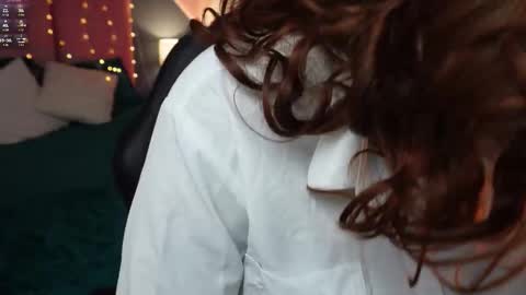 Sofia online show from November 11, 2025, 1:11 pm