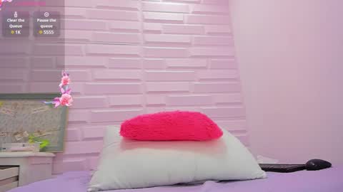 Snapshot of _becky__ chatting on February 11, 2025, 6:55 pm Becky online show from February 11, 2025, 6:55 pm